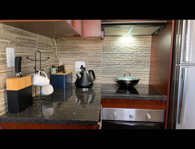 3 BEDROOM HOUSE FOR SALE IN KOSMOSDAL